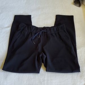 Lululemon On the Fly 7/8 length Joggers